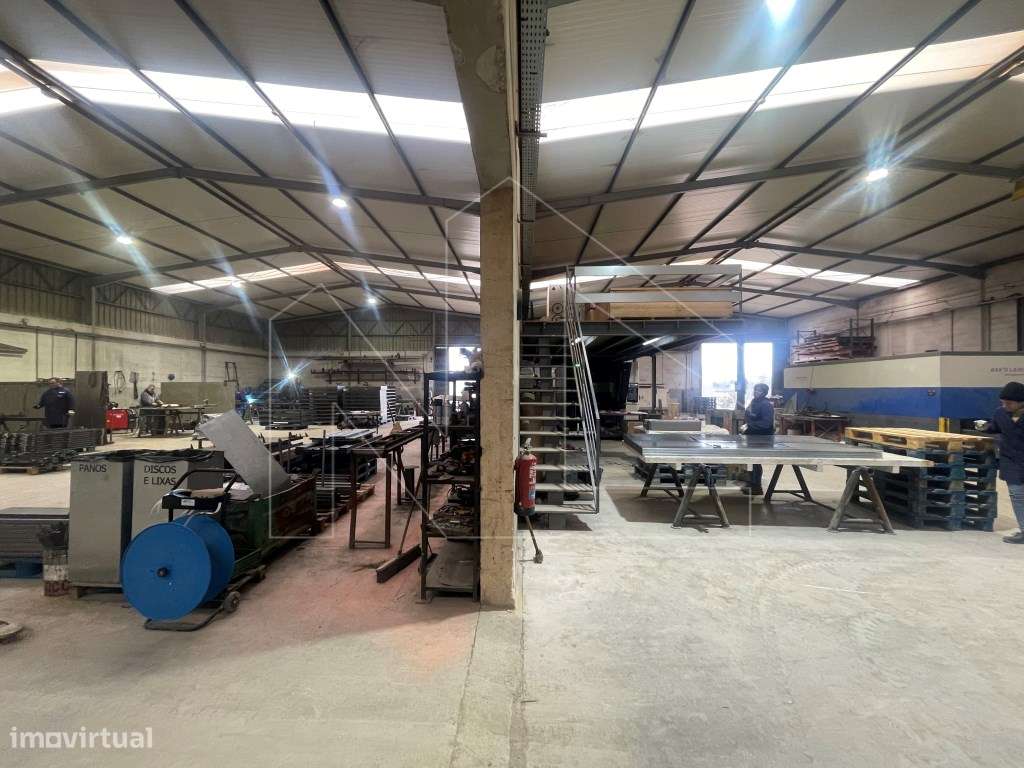 Dois armazéns juntos para venda em Águeda - Grande imagem: 5/12