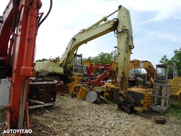 Dezmembrez excavator Kobelco SK210 - 1