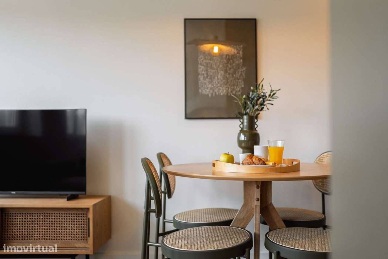 Apartamento Mobilado - Arrábida - Grande imagem: 2/29