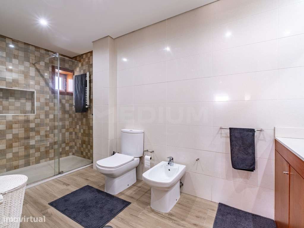 Moradia T4 piscina junto ao Parque dos Maninhos-18