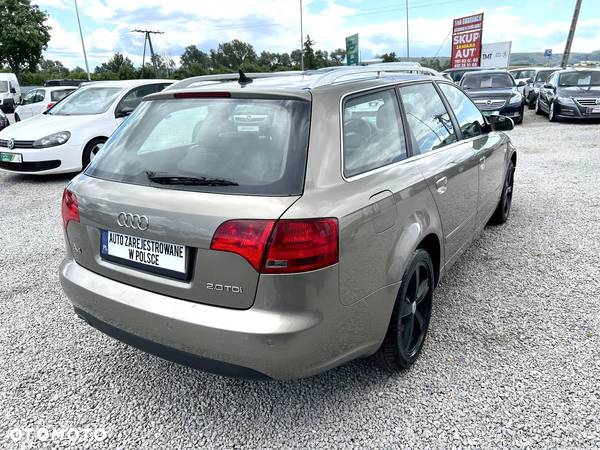 Audi A4 Avant 2.0 TDI - 5