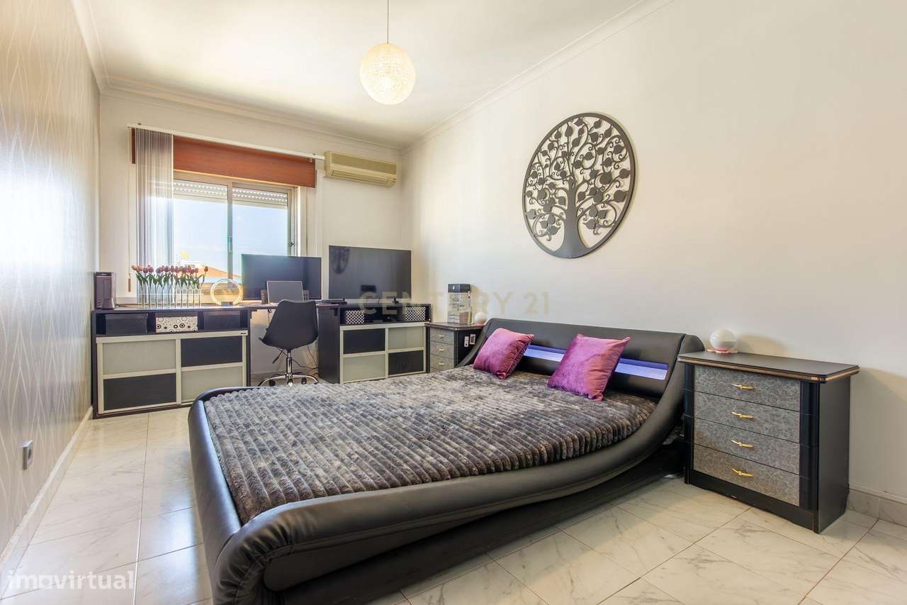 Apartamento, 73 m², Seixal, Arrentela e Aldeia de Paio Pires-0