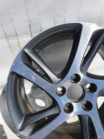 FELGA VOLVO V50 S40 7JX17 ET52,5 5X108 31302877 - 4