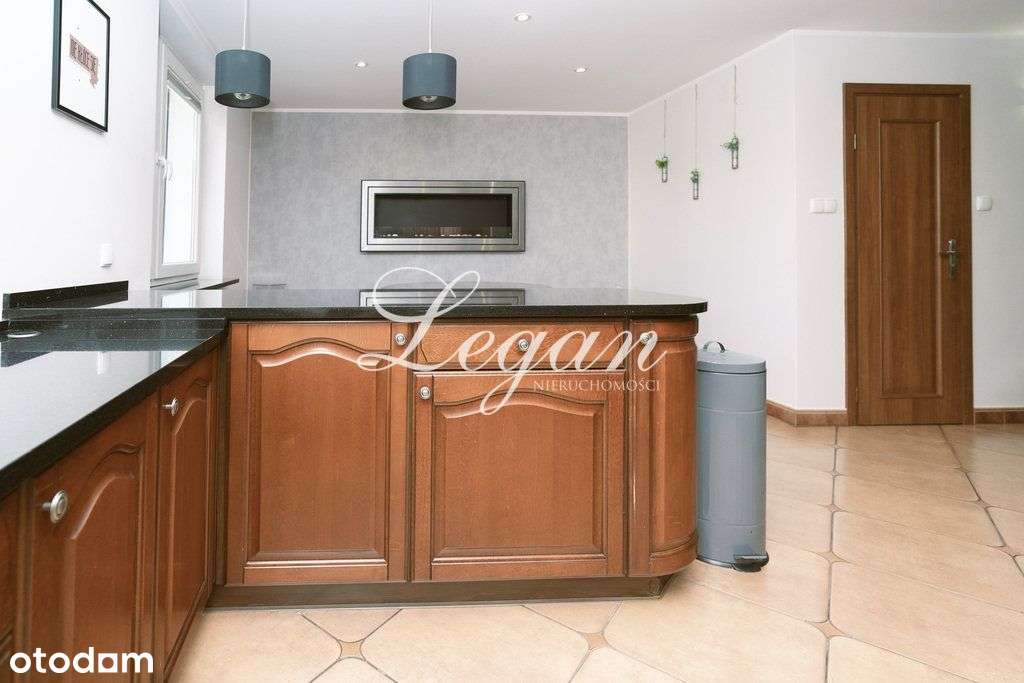 Przestronne mieszkanie z widokiem na rezerwat.-1