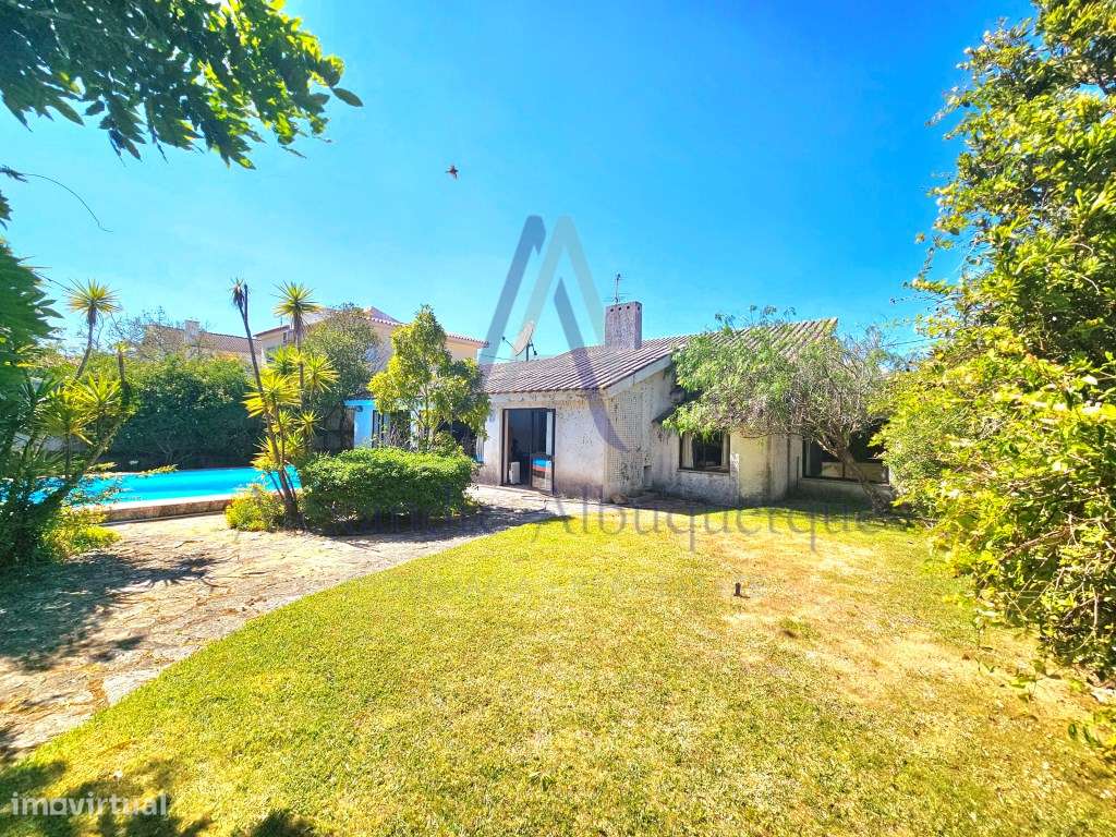 Excelente Moradia Isolada T4 na Charneca da Cotovia-23