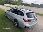 BMW Seria 3 318d Touring Advantage - 11