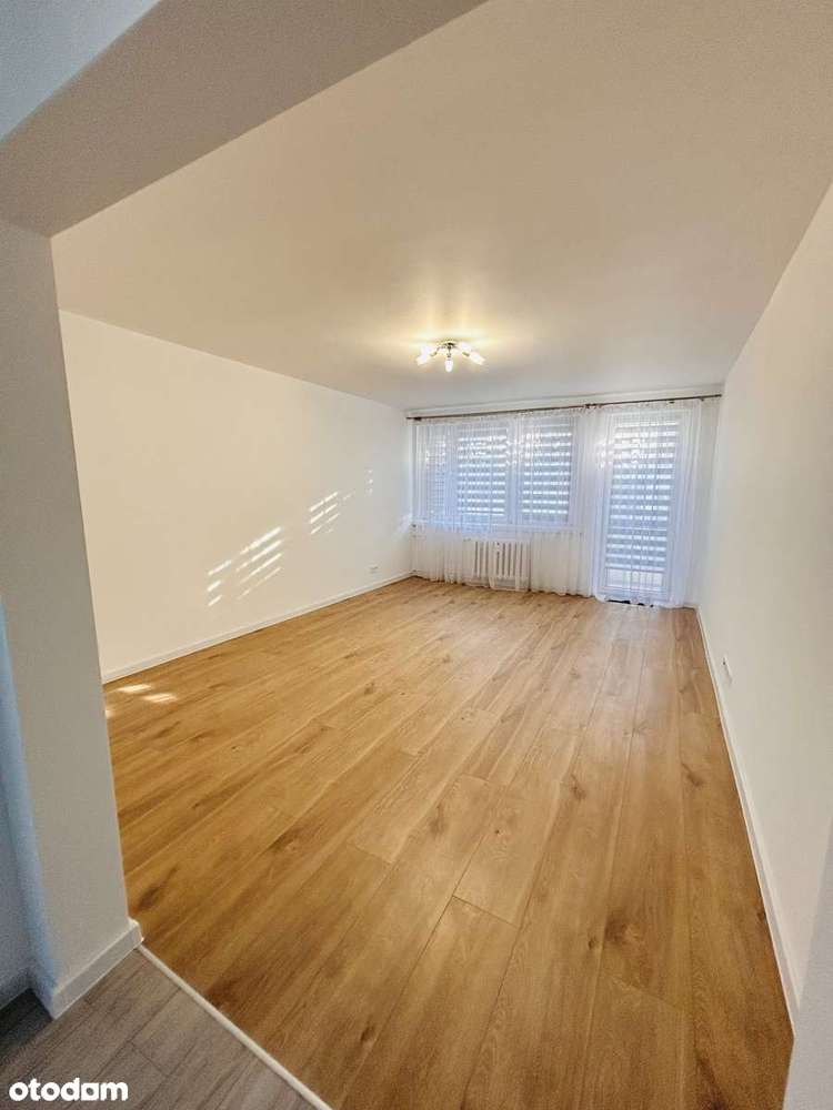 Na sprzedaż 2 pokoje po remoncie-blok-balkon-piwnica - Pełny obrazek: 4/19