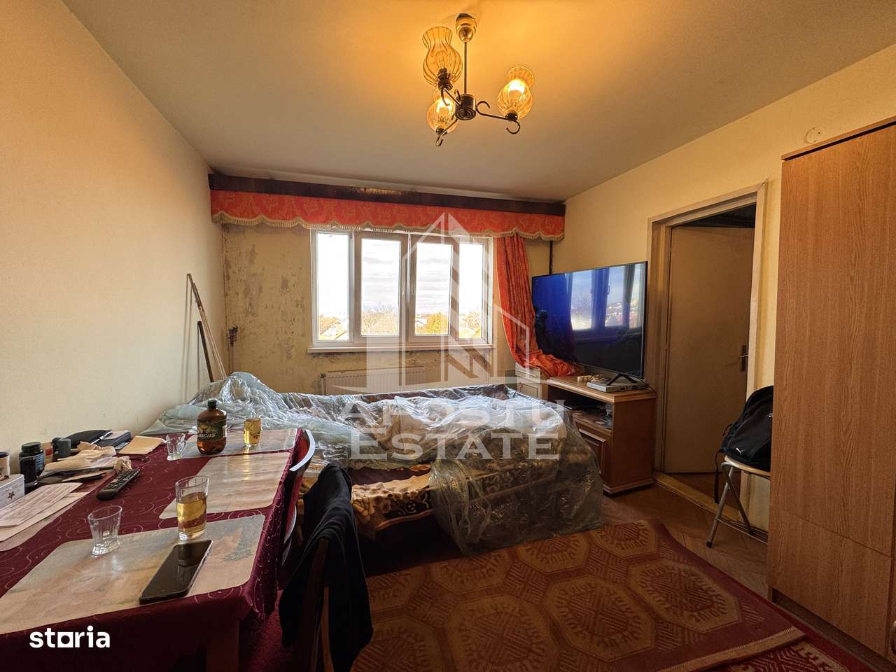 Apartament 2 camere , nedecomandat, 39mp utili, et.3/4, zona Blascovic - Imagine principală: 4/7