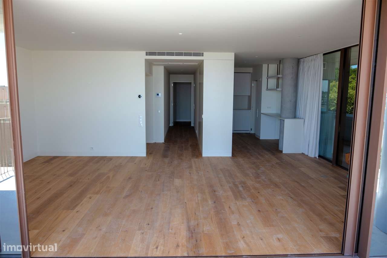 T2 na Foz com vista rio-14