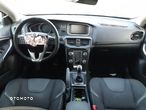 Volvo V40 T2 Momentum - 11