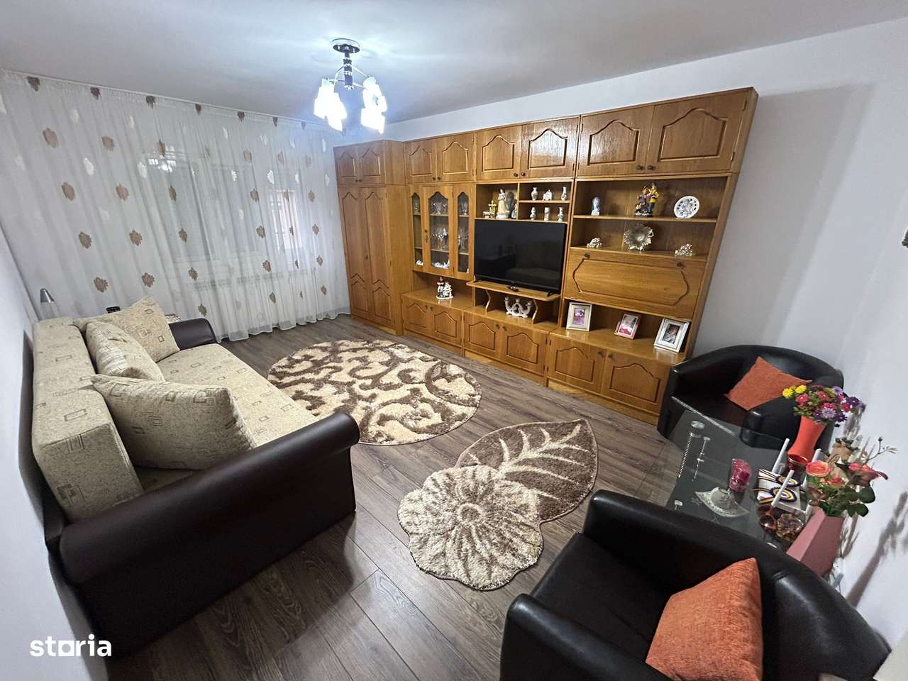 Apartament 2 camere, decomandat - Cugir-1