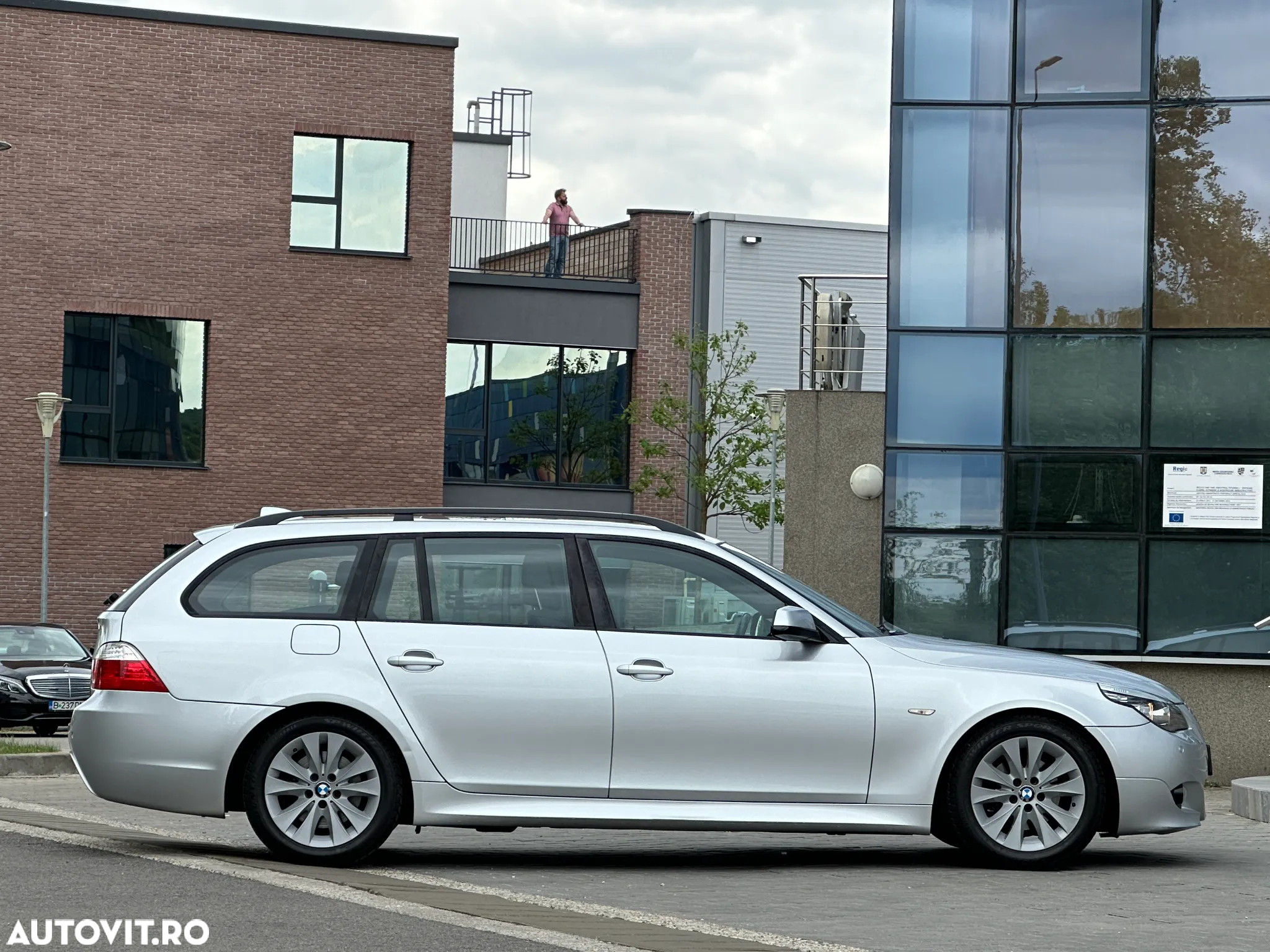 BMW Seria 5 520i Touring Aut. Edition Sport - 5