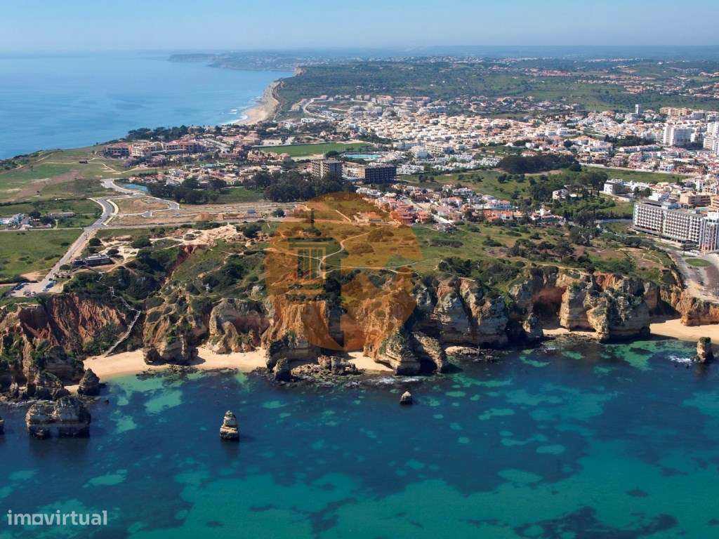 Terreno de 16085m2 com ruinas de 300m2 e 110m2 junto à Fabulosa Pra... - Grande imagem: 5/18