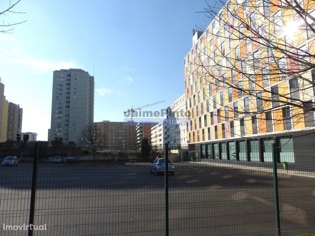 Terreno p/ construção de Apartamentos. Portugal, Porto.