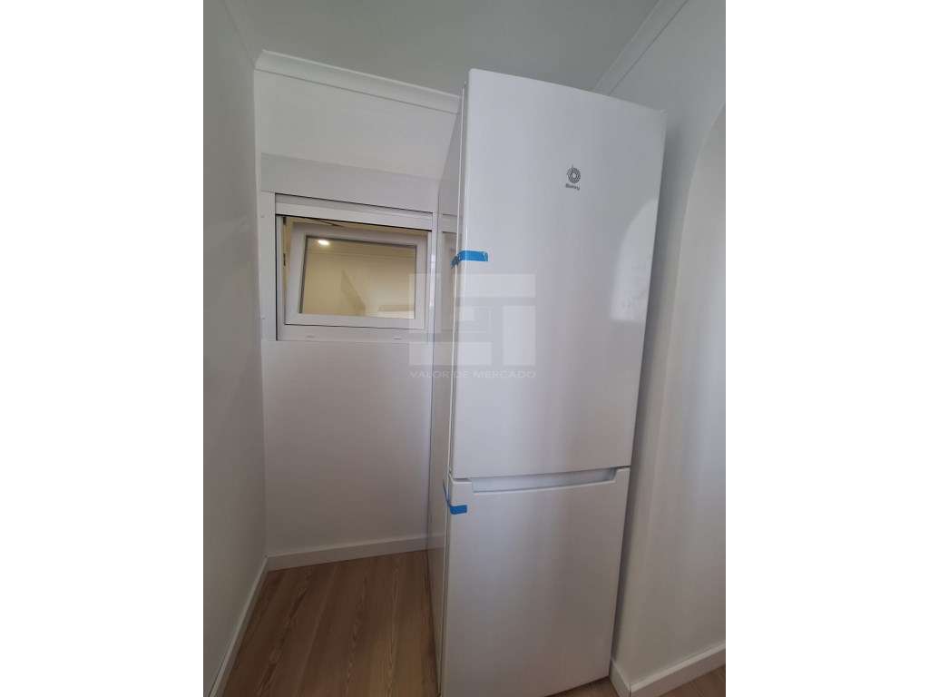 APARTAMENTO T2 - TRAVESSA DAS MÓNICAS, LISBOA-8