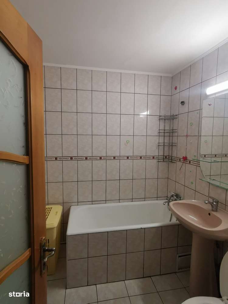 Apartament 2 camere zona Uvertura Mall etaj 1-10
