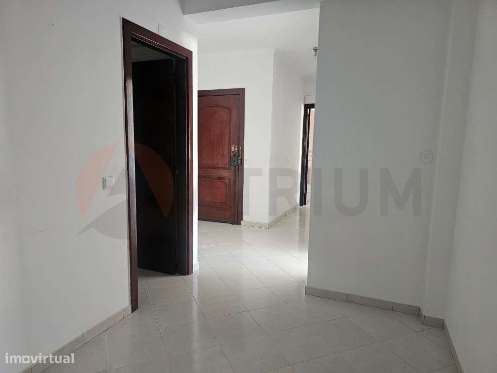 EXCLUSIVO | T2 COM 82m², ELEVADOR E LAREIRA NO VALE DO COBRO - SETÚ...-16