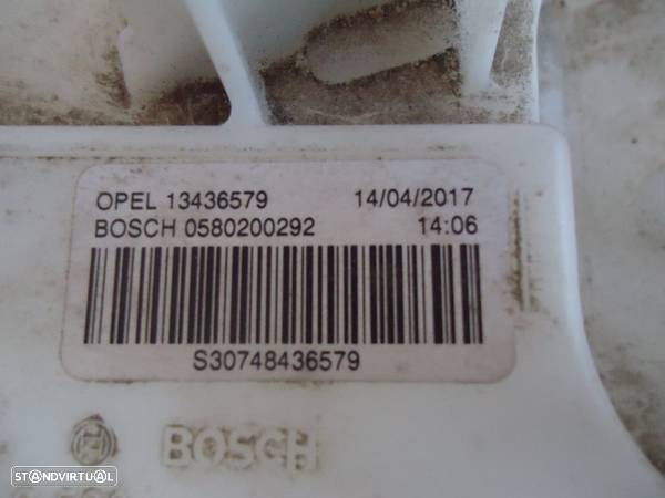 Bomba / Boia de Combustível Opel Corsa E - 4