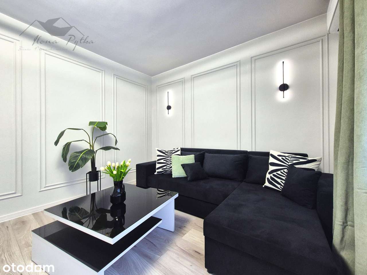 Gotowe do zamieszkania mieszkanie z balkonem w Rynku w Strzelinie.-0