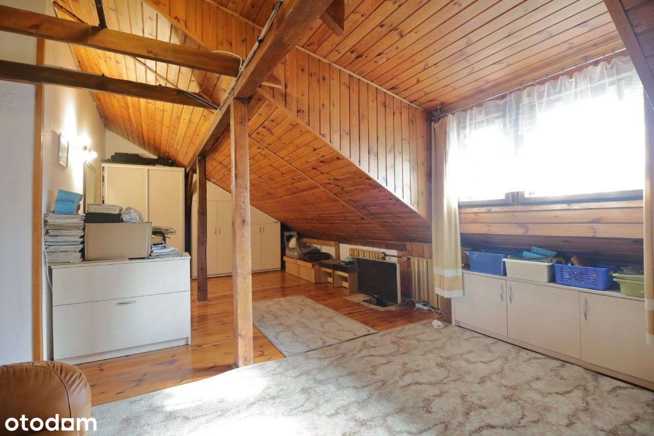 Twój dom rodzinny w spokojnej dzielnicy-16