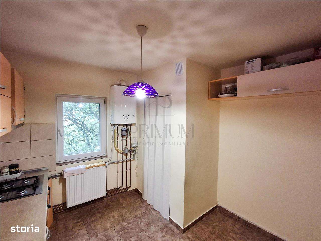 Aradului - 3 camere - decomandat - centrala proprie - ZONA EXCELENTA - Imagine principală: 5/10