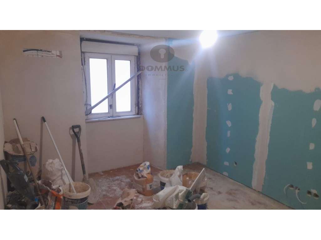 T2 Remodelado em São Vicente, Graça. - Grande imagem: 4/7