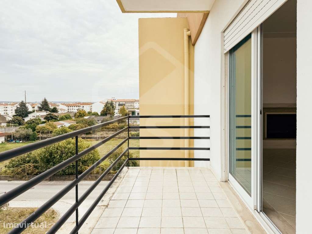 Apartamento T2 no Entroncamento - Grande imagem: 5/26