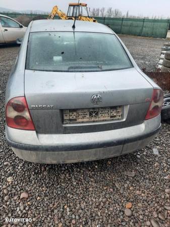 Dezmembrez VW Passat B5.5 - 2