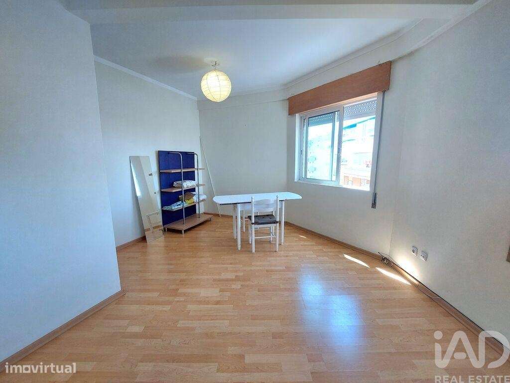 Apartamento T2 em Faro (Sé e São Pedro) de 80,00 m2 - Grande imagem: 4/20