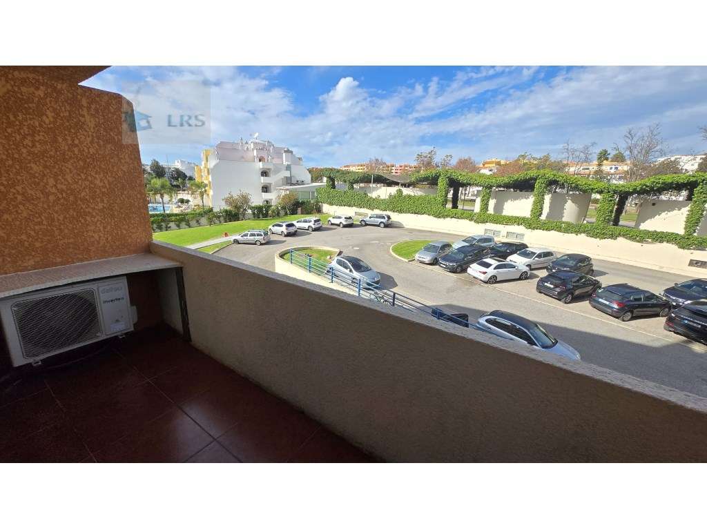 Albufeira central, sinta-se em férias o ano inteiro. Estudio T0, mo...-12