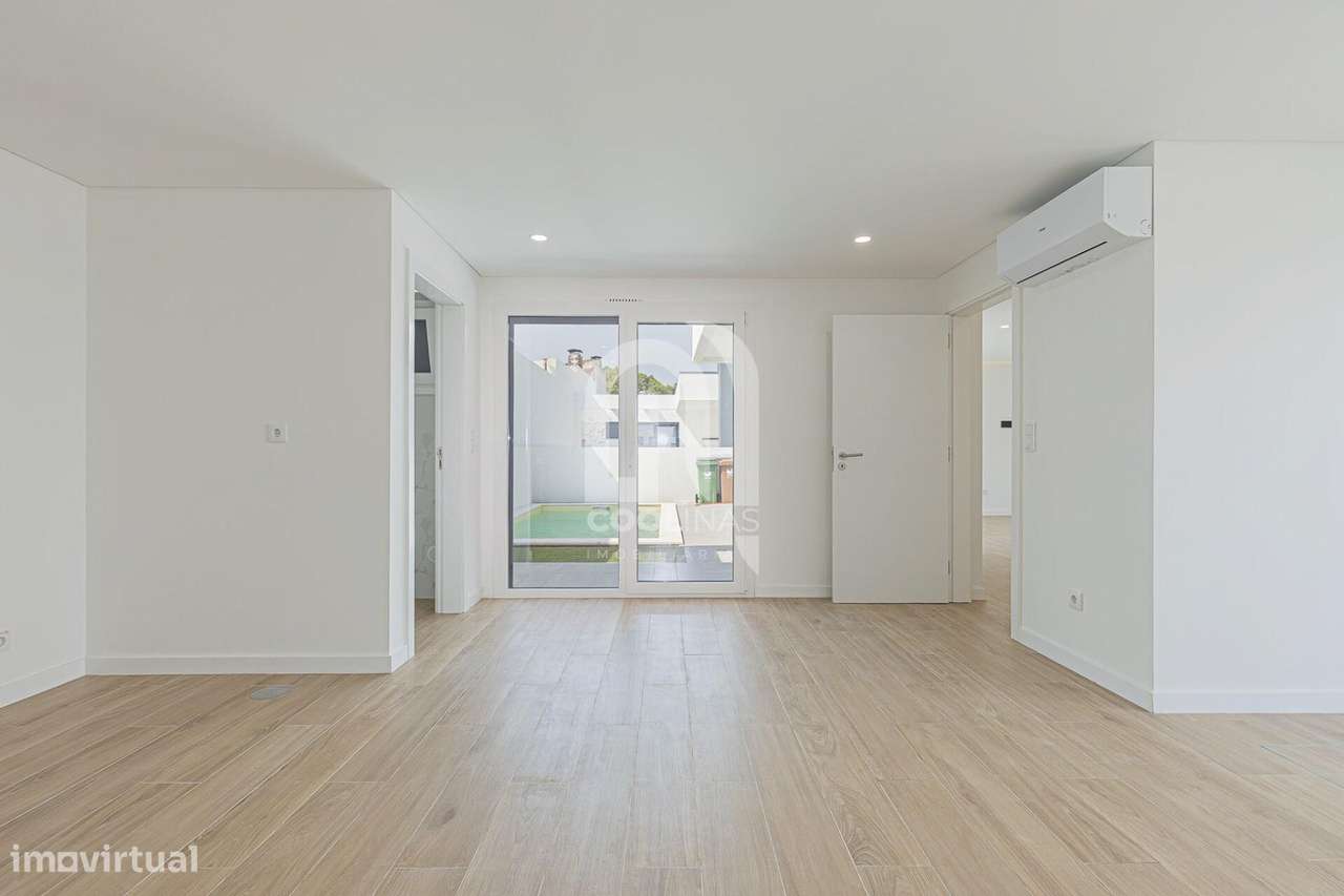 Fantástica Moradia Térrea T3+1 com Piscina de água salgada e aquecida-18