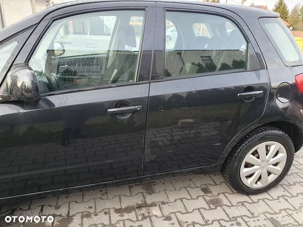 Suzuki SX4 1.6 DDiS Comfort - 13