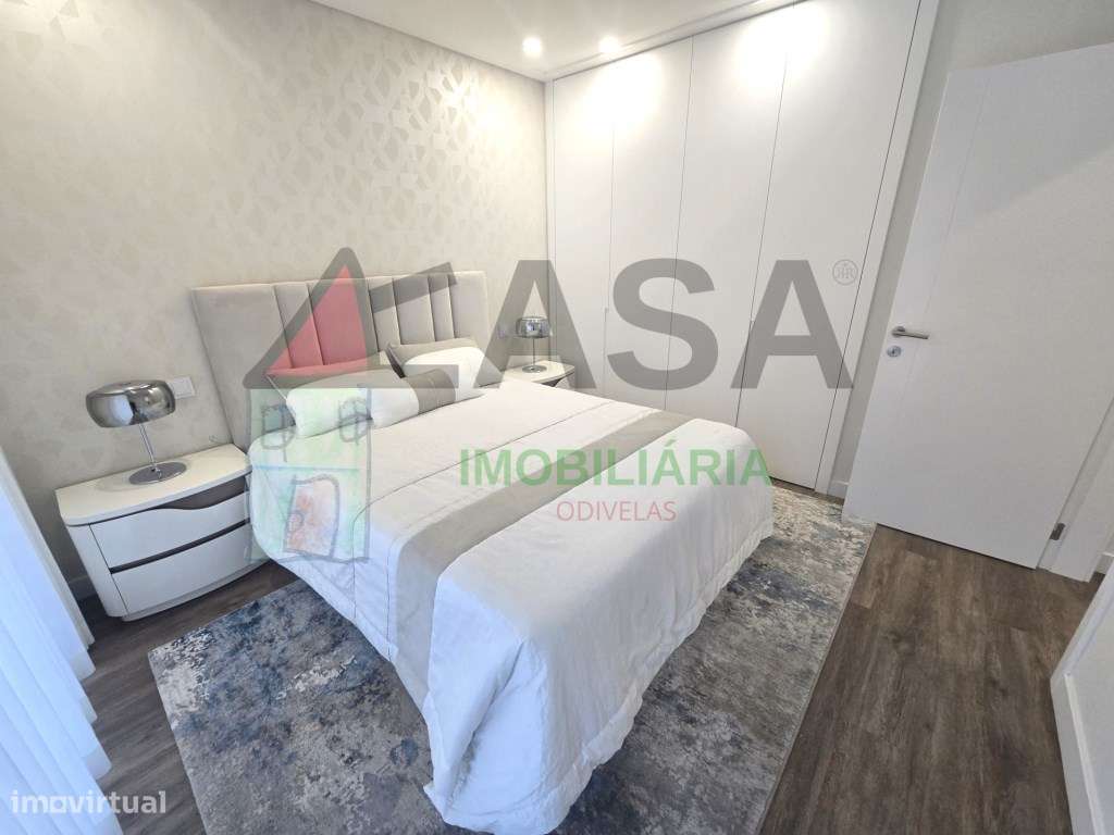 Empreendimento novo com piscina T2 e T3 disponíveis-16