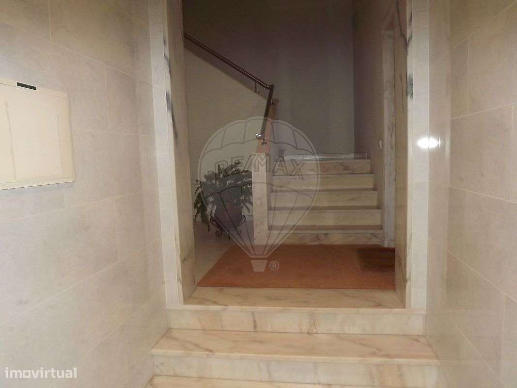 Apartamento T4 para venda - Grande imagem: 4/6