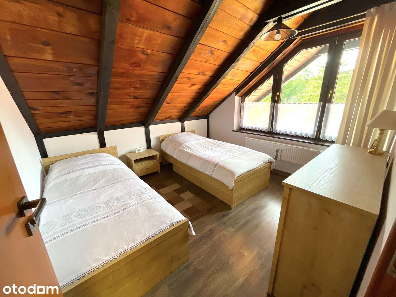 dom w lesie nad zakolem rzeki-8