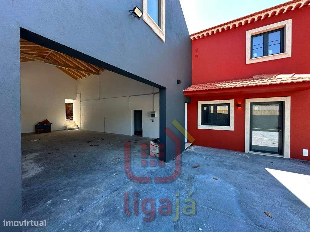Moradia T4 de Excelência em Ourém-22