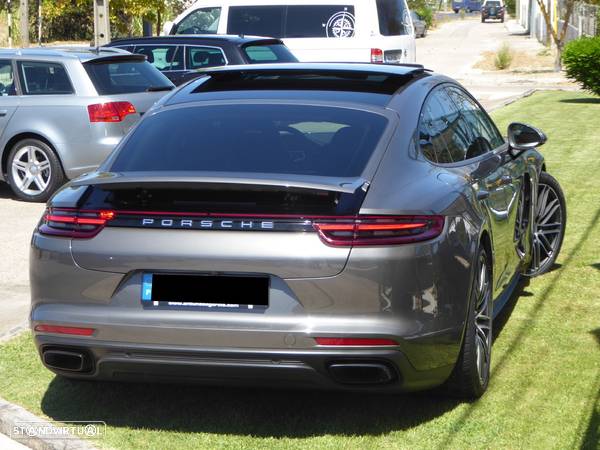 Porsche Panamera - 10