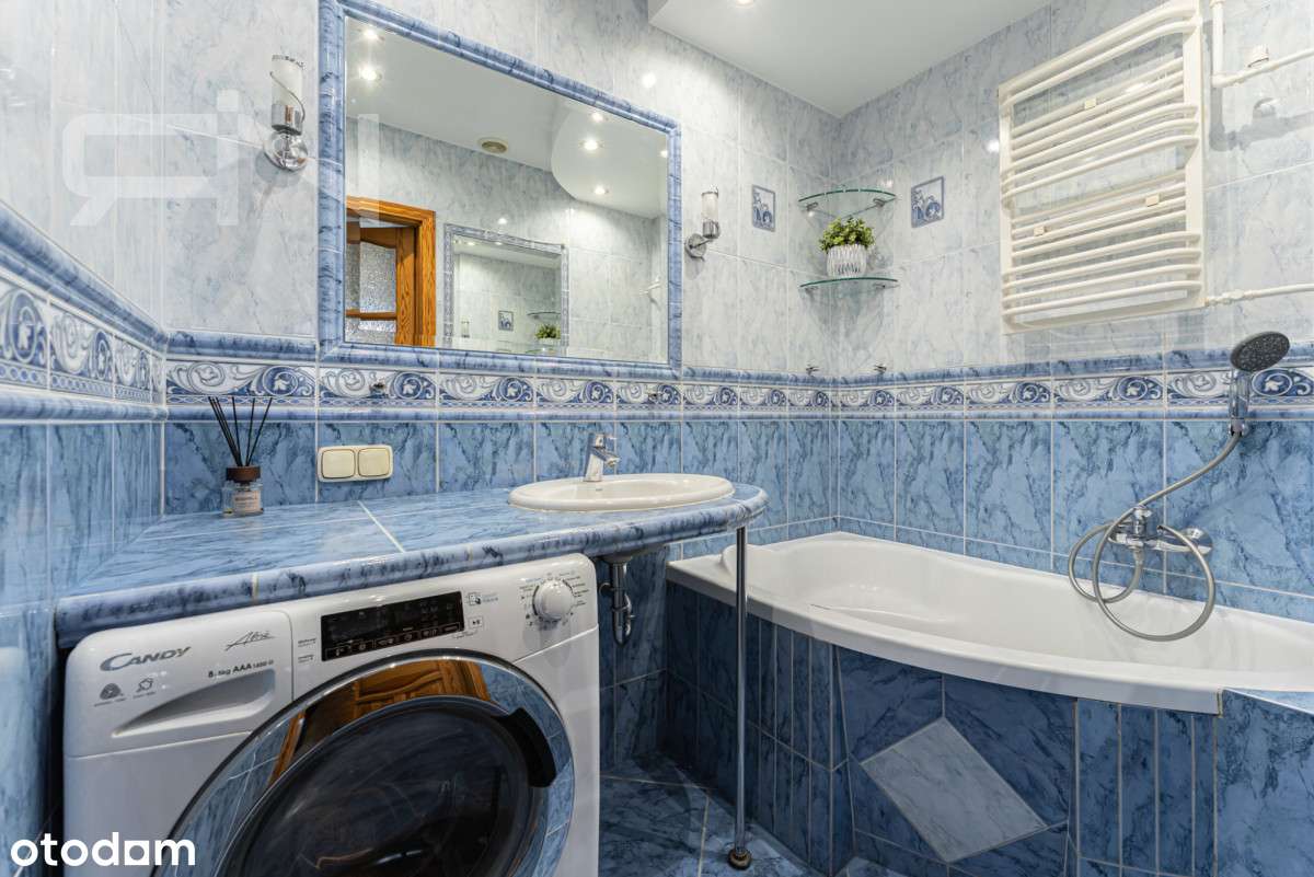 Trzy pokojowe mieszkanie w budynku z windą-11