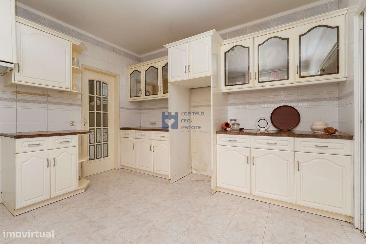 Moradia  T3 com terreno em Fátima no lugar de Boleiros-14