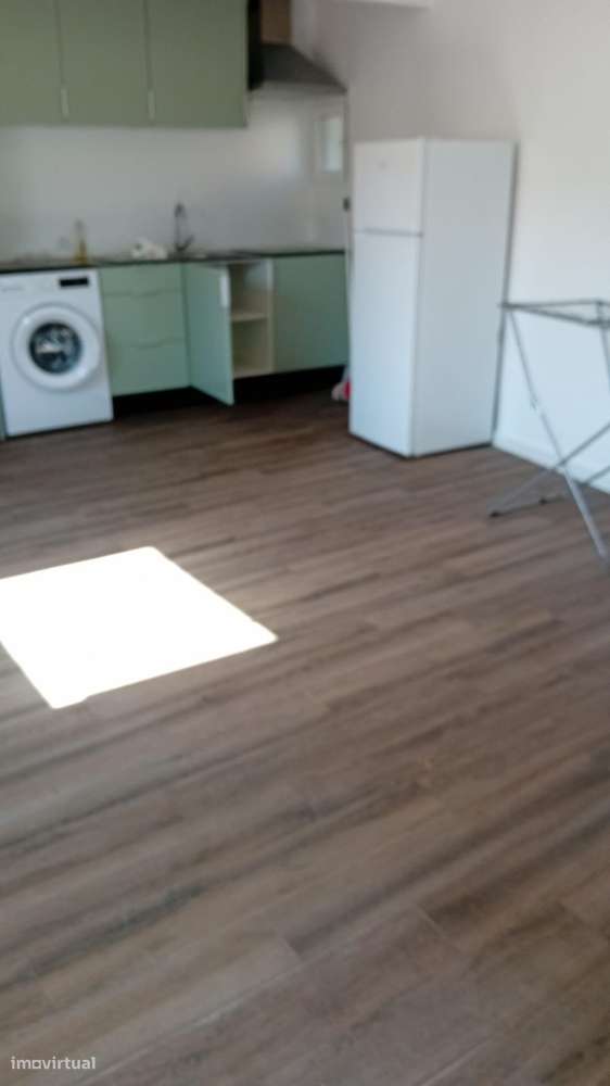 Conjunto de 2 Apartamentos T2 em Santa Clara, Coimbra - Grande imagem: 3/20