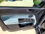 Volkswagen Golf V 1.9 TDI Comfortline - 2