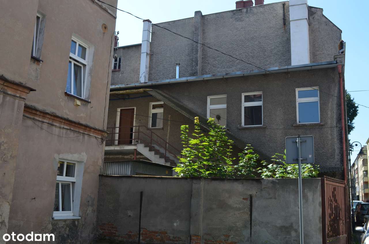 Budynek w centrum miasta, planowane 10 mieszkań. - Pełny obrazek: 4/4