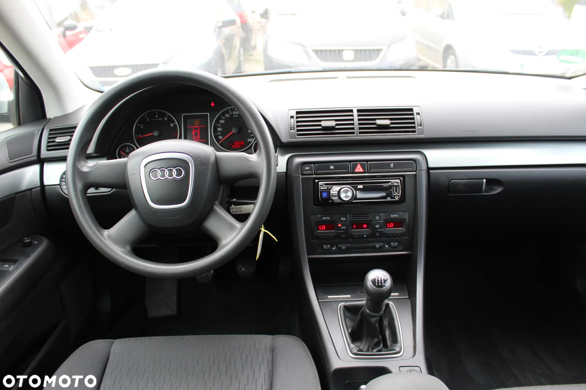 Audi A4 1.6 - 6