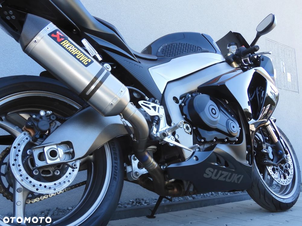 1000#2010#L0#AKRAPOVIC#Be...