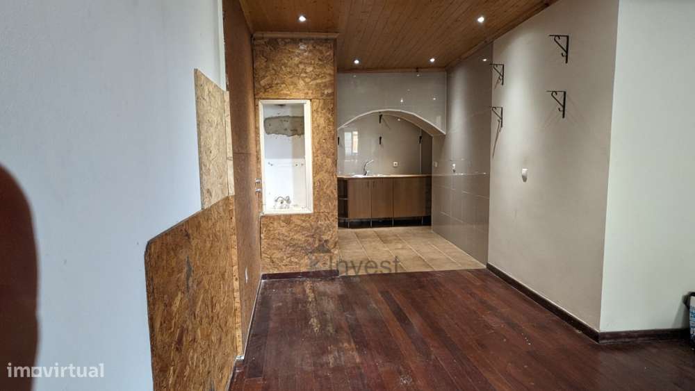 T0 junto à Av. da Liberdade –  Ótima oportunidade de investimento no c-8