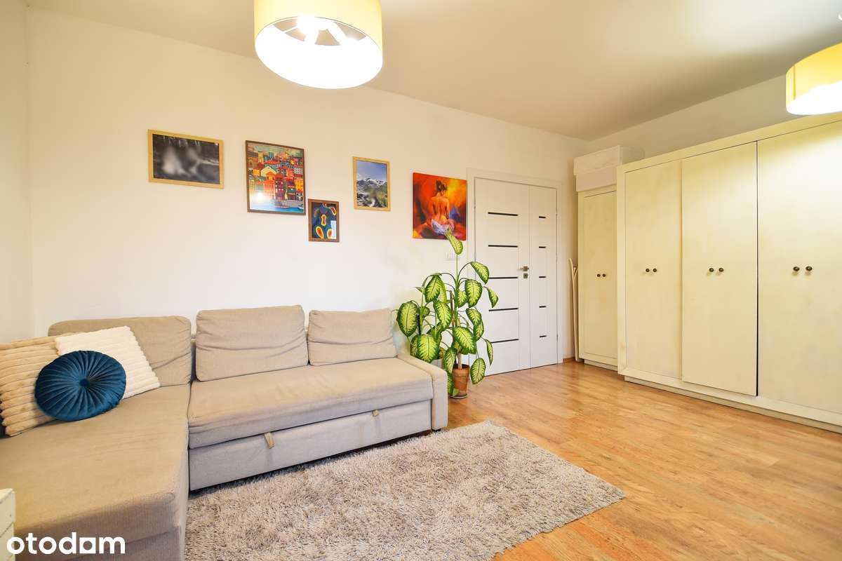 Przestronne 2 pokoje | Loggia | Garaż | Cisza w samym Centrum!-4