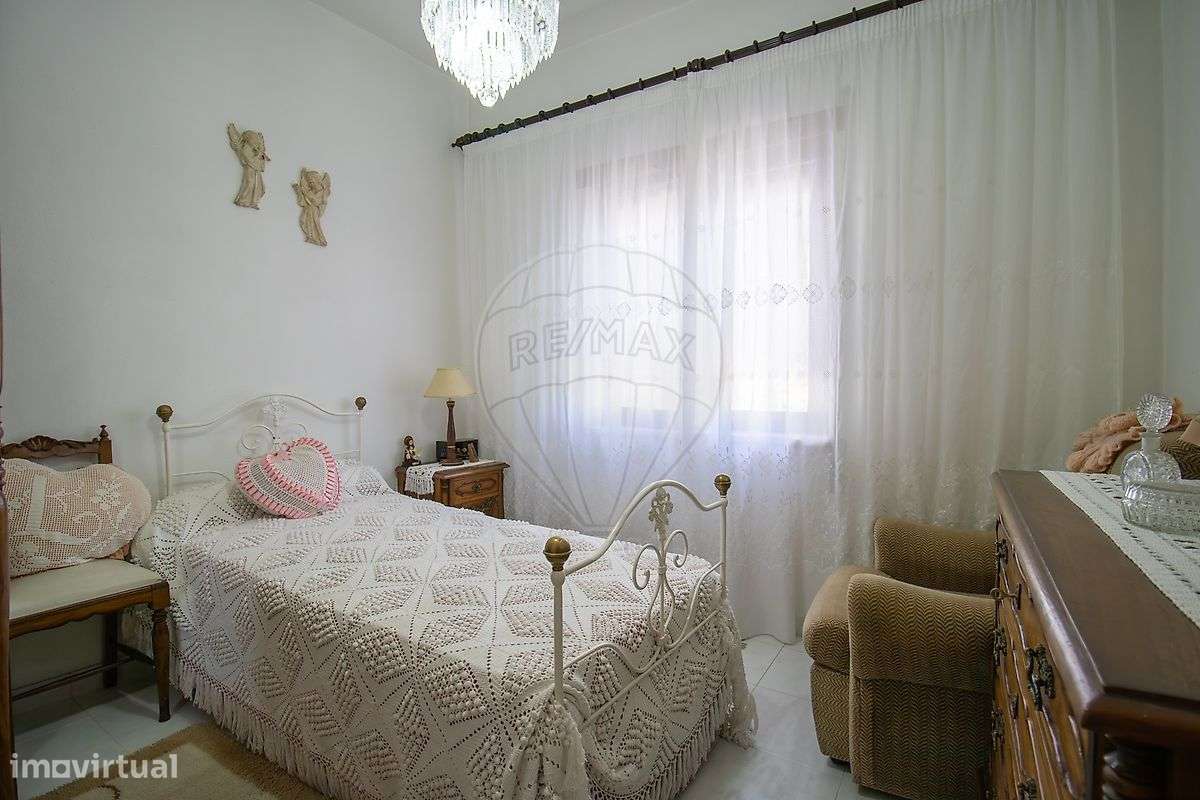 Moradia T2 para venda-20