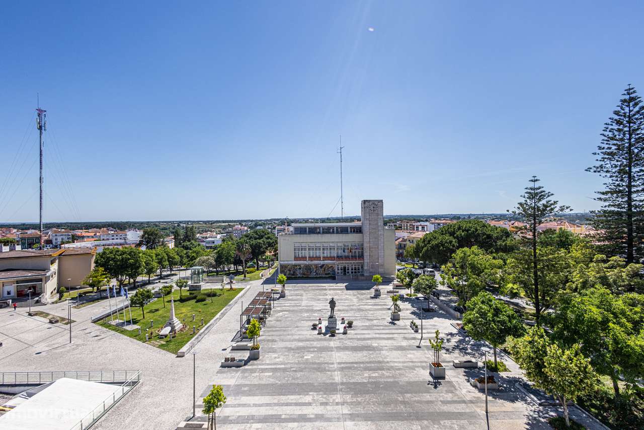 Apartamento T3 de Excelência no Centro do Cartaxo-43