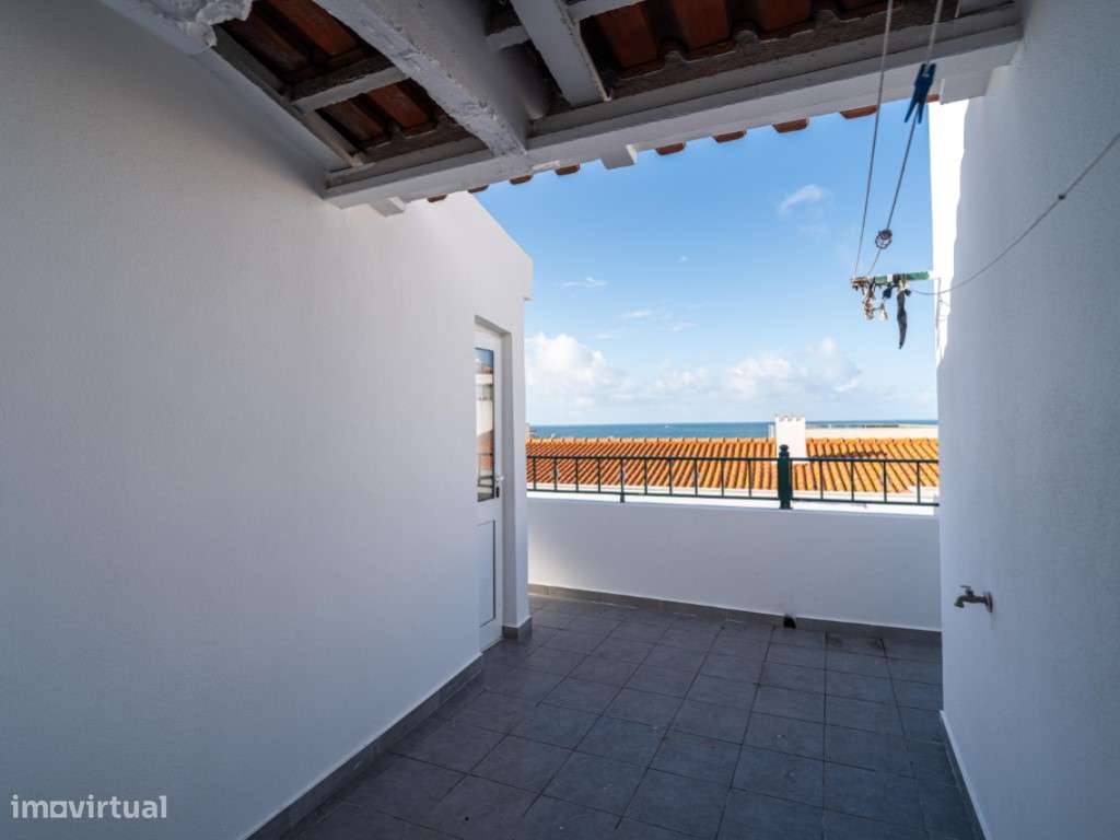 Apartamento T2+1 com Vista Mar a 2 passos da praia da Nazaré-23