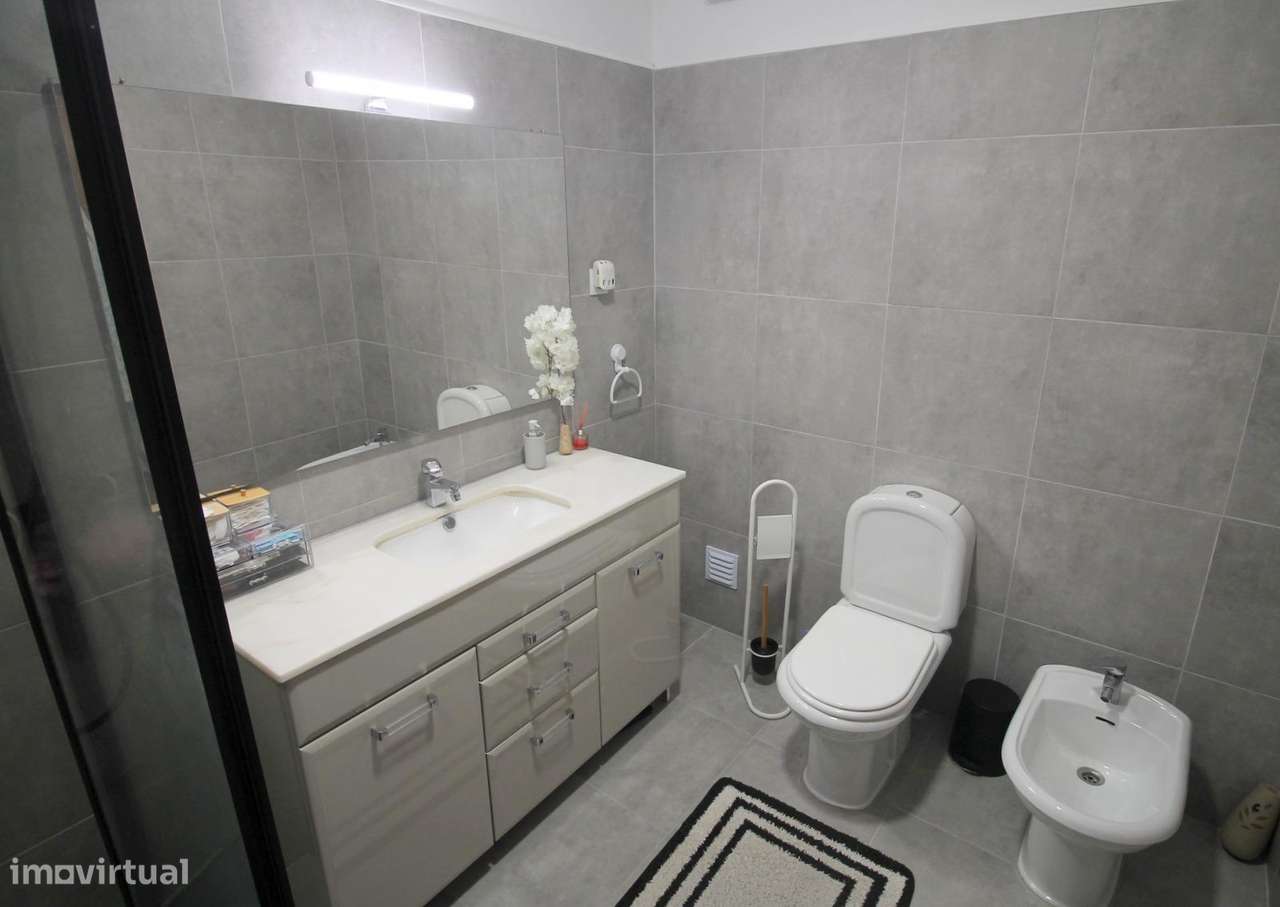 Apartamento T3 Vale Flores Mem Martins-15